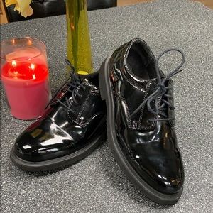 Thorogood academy oxford uniform shoes